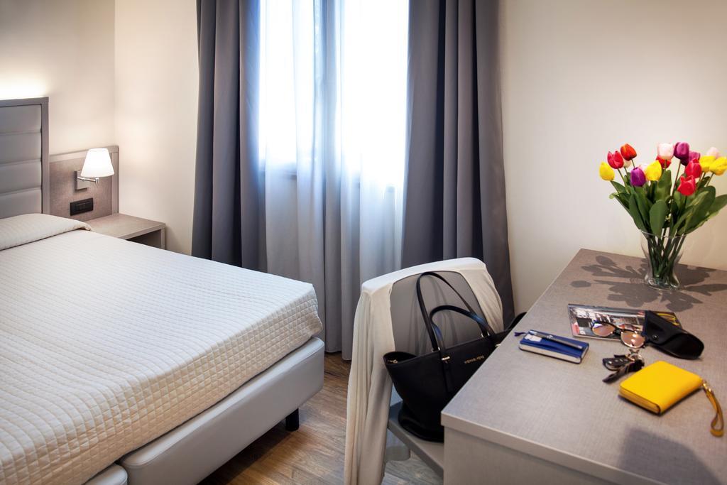 My Place Hotel Rimini Exterior photo